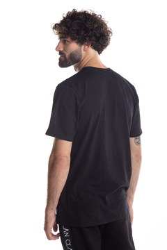 REMERA AQUILES BOXY BLACK - comprar online