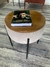 Puff Mônaco base de metal com mesa de apoio cor linho bege - comprar online