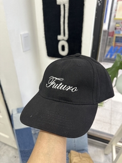 Gorra futuro bordada negra - comprar online