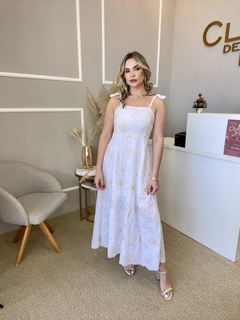 Vestido com o tecido bordado branco U - Closet de Luxo