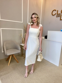 Vestido laços midi off white U na internet