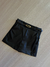 Shorts saia courino com cinto - comprar online