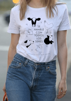 Imagen de Remera "Se amable con todos los seres"