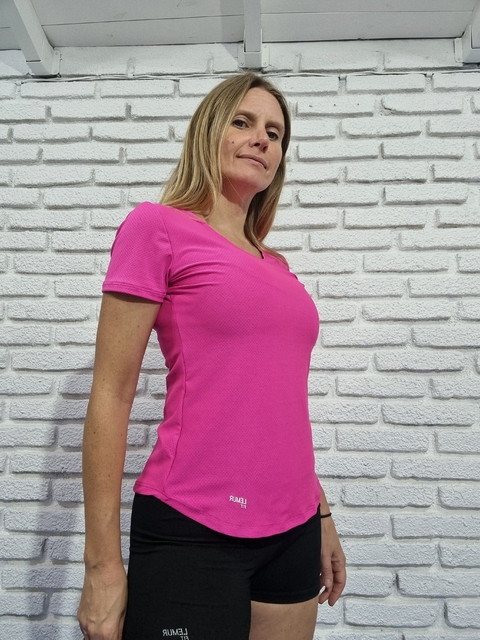 Remera Amelia Fucsia