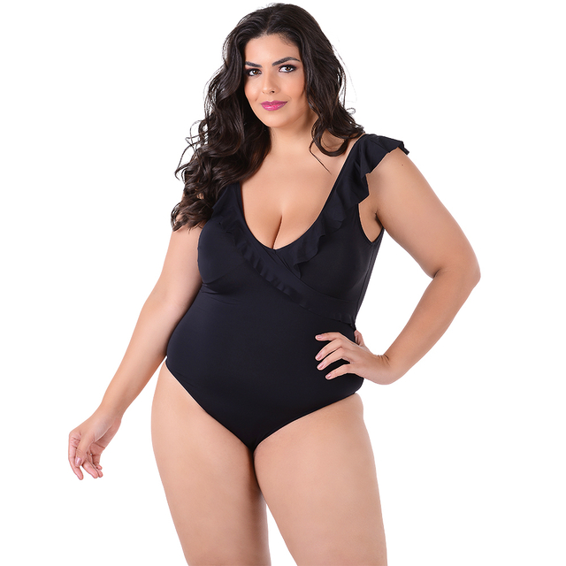 Maiô Plus Size Com Bojo Liso Preto