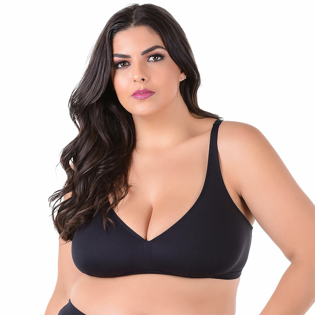 Top Biquíni Plus Size Sem Bojo Liso Preto