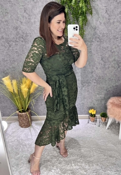 Vestido Midi em Renda Verde Militar Moda Evangélica