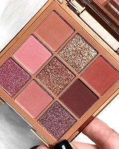 Paleta Nude Medium Huda Beauty