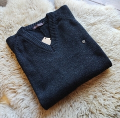 Sweater cuello escote en V - tienda online