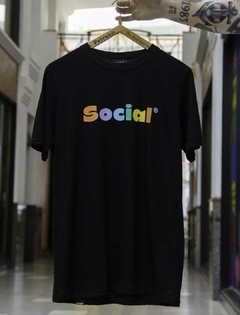 Remera SOCIAL