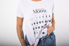 REMERA MOON - comprar online