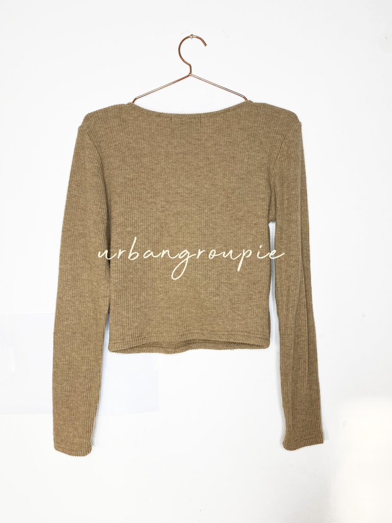 Rose gold deals sweater forever 21