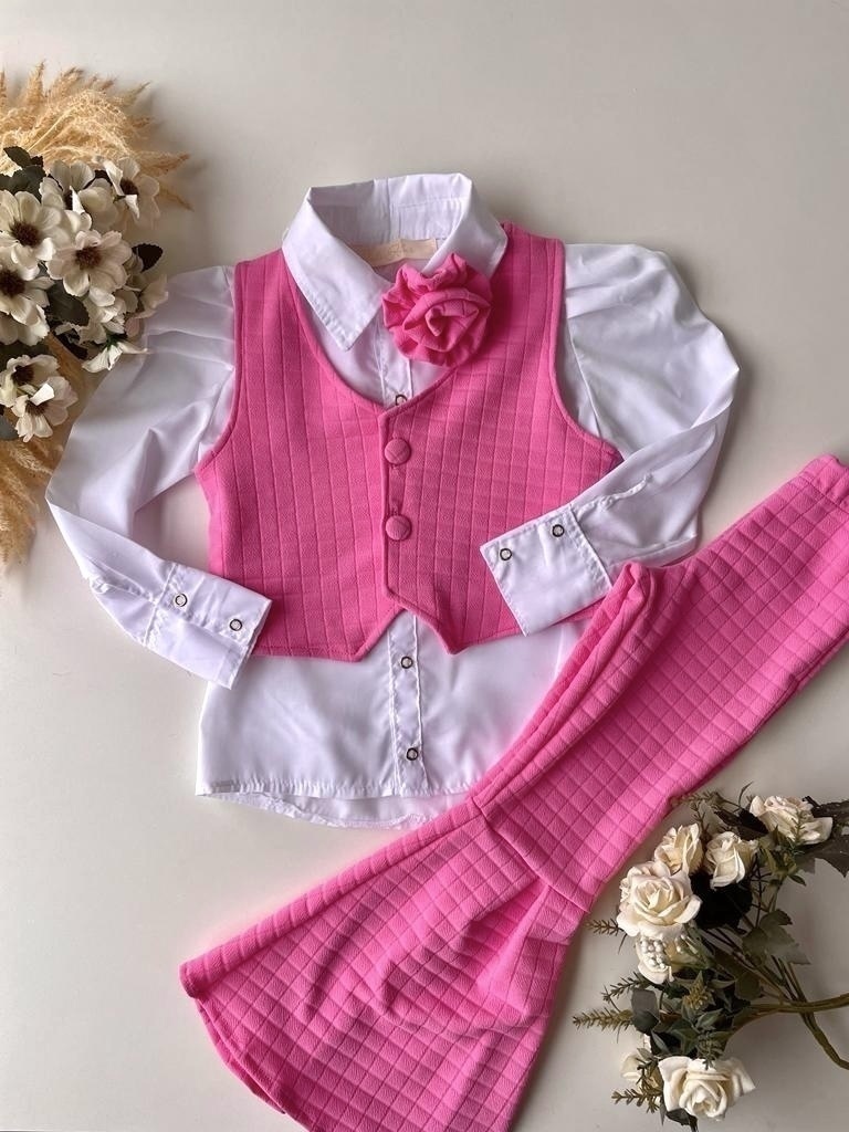 Conjunto Rosa Metalass 4 Pe as Cal a Flare Camisa Colete