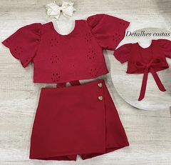 Conjunto Vermelho Cropped Laise Laço nas Costas + Short Saia Botões - comprar online