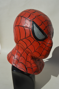 Máscara Spiderman con defectos - THE PLACE BEHIND THE DOOR