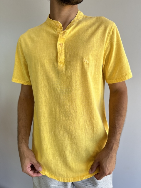 Camisa Bata Wash Linho Manga Curta Amarelo Pantano - Acostamento