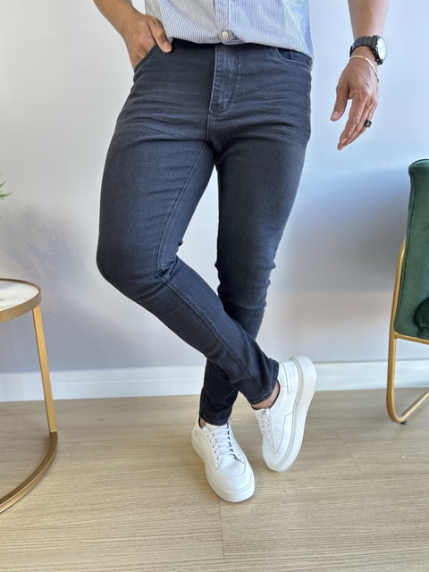 Comprar calça hotsell jeans preta