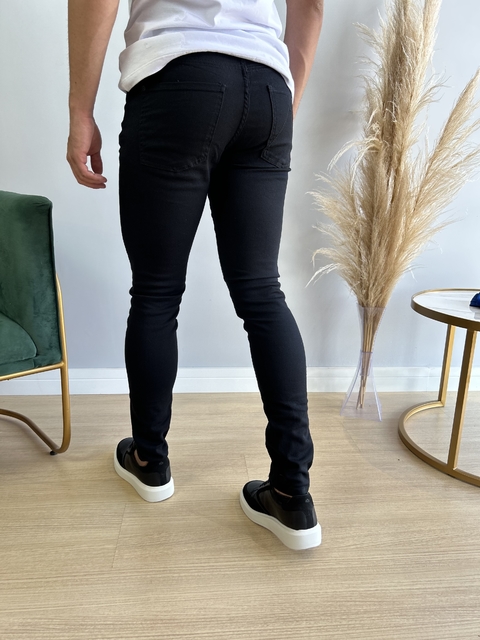 Calça Jeans Preta Skinny - AST - loja online