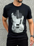 Camiseta Estampa de Guitarra Preta - Acostamento