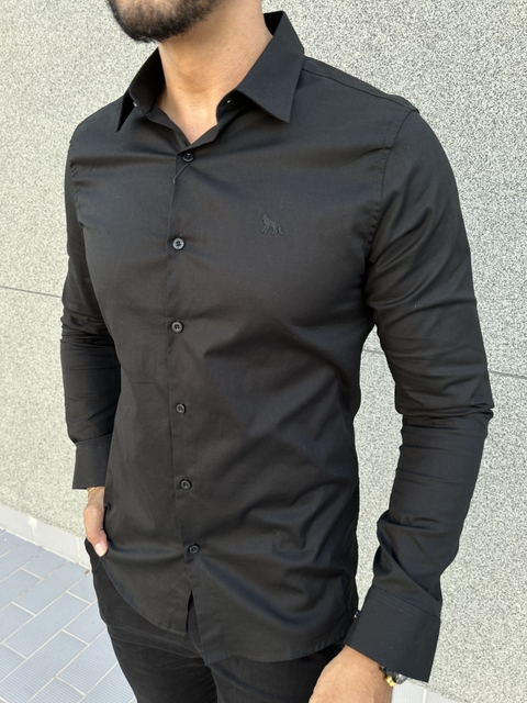 Camisa slim preta sale