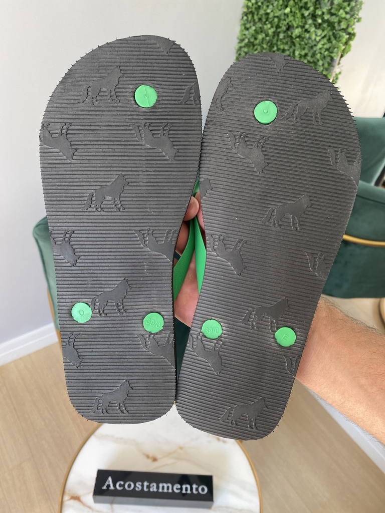 Chinelo Preto com detalhe Verde- Acostamento - Kamarim Patos