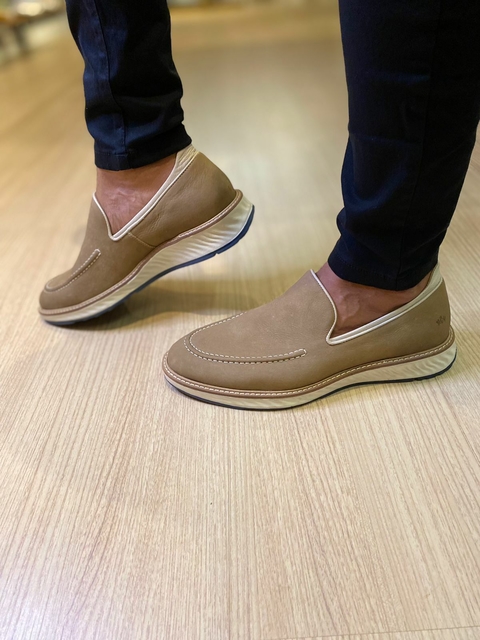 Sapatos masculinos mocassim couro sales