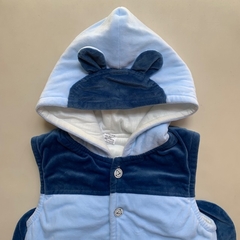 Chaleco azul con botones, interior de algodón, capucha y mochila "mounstro" *NUEVO* - 5A en internet