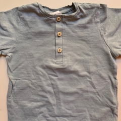 Remera manga corta de algodón gris con botones H&M - 6-9M - comprar online