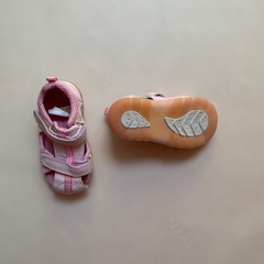 Sandalias rosas con velcro y suela de goma H&M - 22 (15cm) en internet