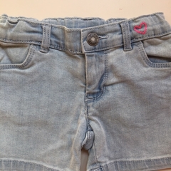 Short de jean con cintura ajustable celeste clarito con detalles bordados en rosa Carter's - 2A - comprar online