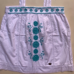 Camisola sin mangas blanca con bordados celestes Calpany - 6A - comprar online