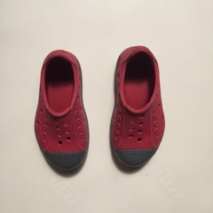 Sandalias de goma cerradas rojas Crocs - 23-24 (16cm) - comprar online