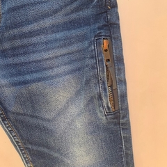 Pantalón de jean con cierre decorativo y cintura ajustable H&M *NUEVO* - 7-8A en internet