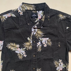 Camisa manga corta floreada negra RipCurl - 14A - comprar online