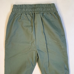Pantalón verde engomado con cintura elástica *NUEVO* - 14A en internet