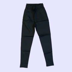 Pantalón negro engomado con cintura elástica *NUEVO* - 14A