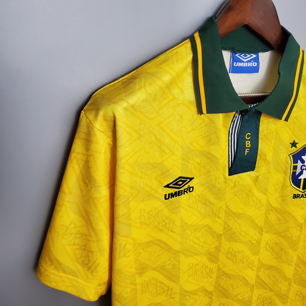 Camisa Retrô 91/93 Seleção Brasileira I Umbro Masculina - Amarela