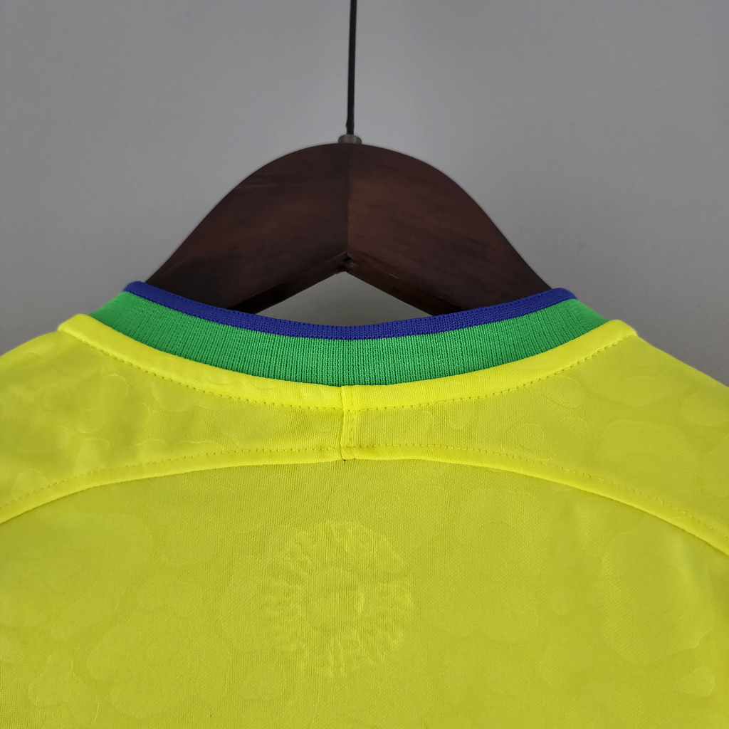 Camisa Seleção Brasileira I 2022 Torcedor Nike Feminino - Amarela