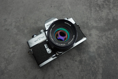 Minolta SRT101 con optica Rokkor 50mm f 1,7 - comprar online