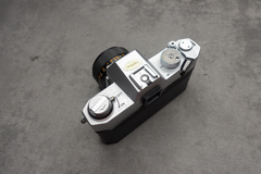Yashica FX2 con lente 50mm f1,9 - comprar online