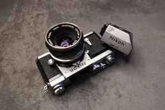 Nikon F con lente Nikon Nikkor 50 mm f 2 - tienda online