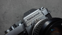 Nikon Nikkormat EL con Nikkor 50mm f1,4 PRE AI - Oeste Analogico