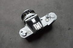 Nikon Nikkormat con Nikkor 50mm f1,4 - Oeste Analogico
