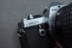 Pentax MX con Pentax 50mm f1,4 en internet