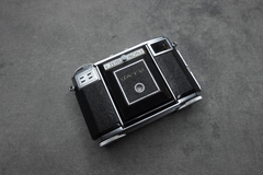 Zeiss Ikon Contessa con Zeiss Opton Tessar 45mm f2,8 - Oeste Analogico