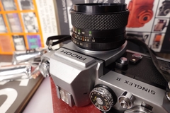 Ricoh Singlex II con lente Rikenon 50 mm f2 - Oeste Analogico