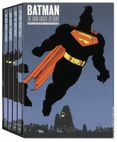 Batman The Dark Knight Returns HC (2016 DC) Collectors Edition Box Set