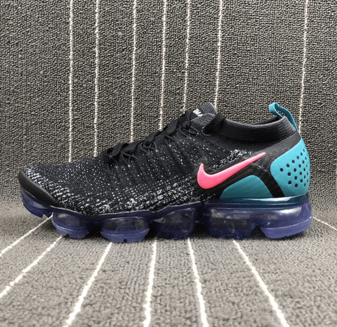 Black hot punch vapormax sales