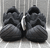 Adidas Yeezy 500 Black na internet