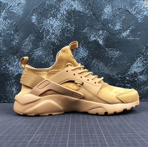 Air huarache store yellow